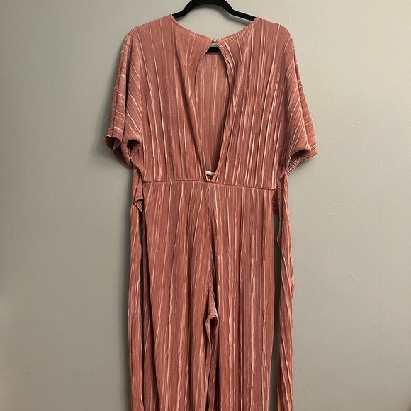 ASOS Pink Champagne Jumpsuit with Open Back - Picture 2 of 6